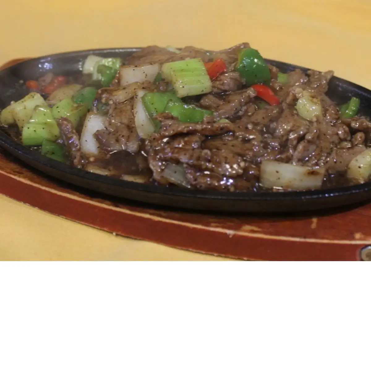 sizzling black pepper beef 黑椒牛柳